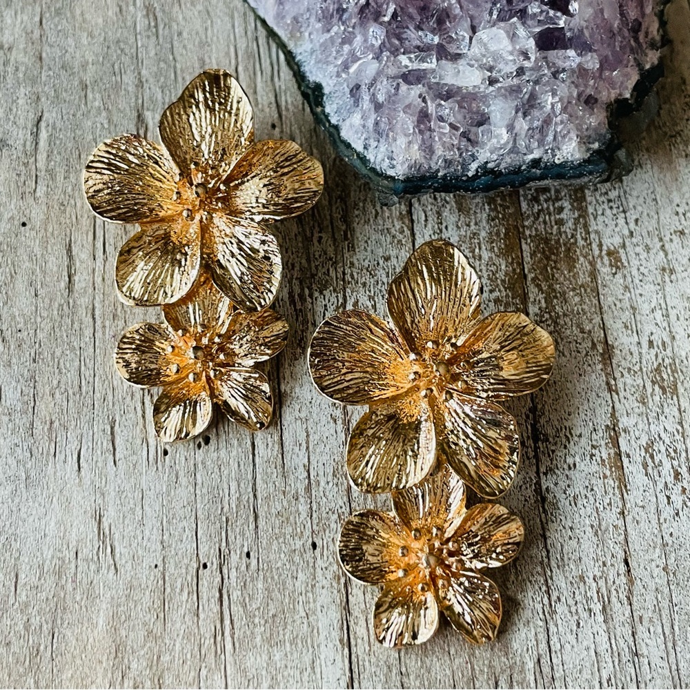 Anthro Blossom Earrings in Brushed Gold - Picture 3 of 5
